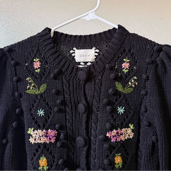 DOEN Forget Me Not Embroidered Cable Knit Cardigan Sweater in Black Sz S - Picture 5 of 8